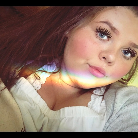 Meet your Posher, Kaylee - Picture 1 of 1